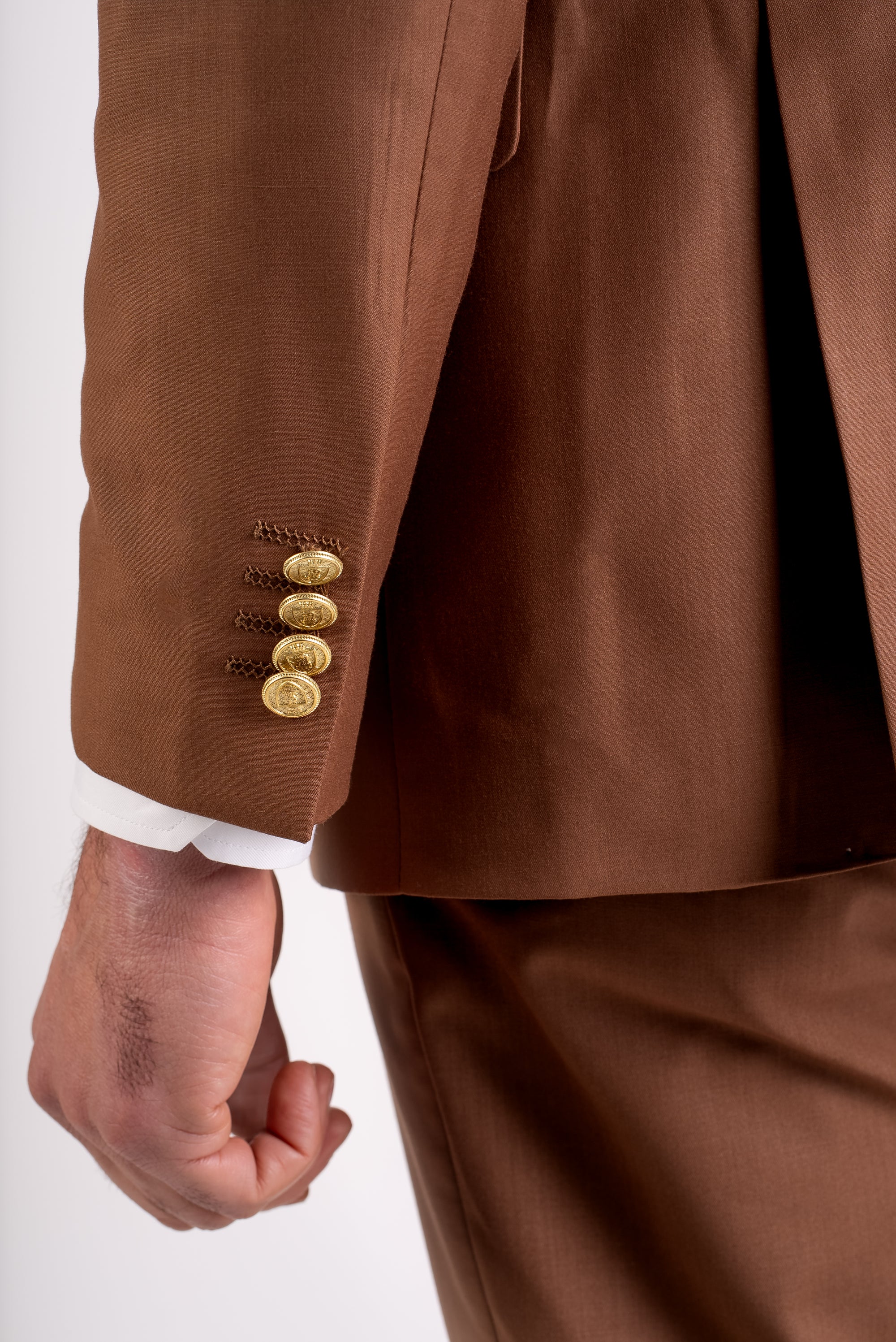 Double-Breasted Men’s Suit Tailored Fit