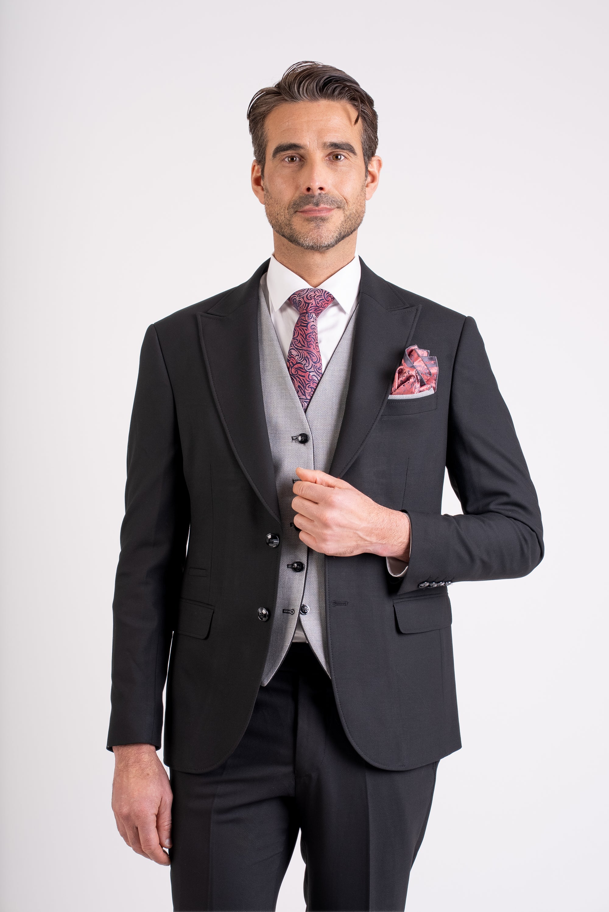 Modern Luxury 3 Piece Suit