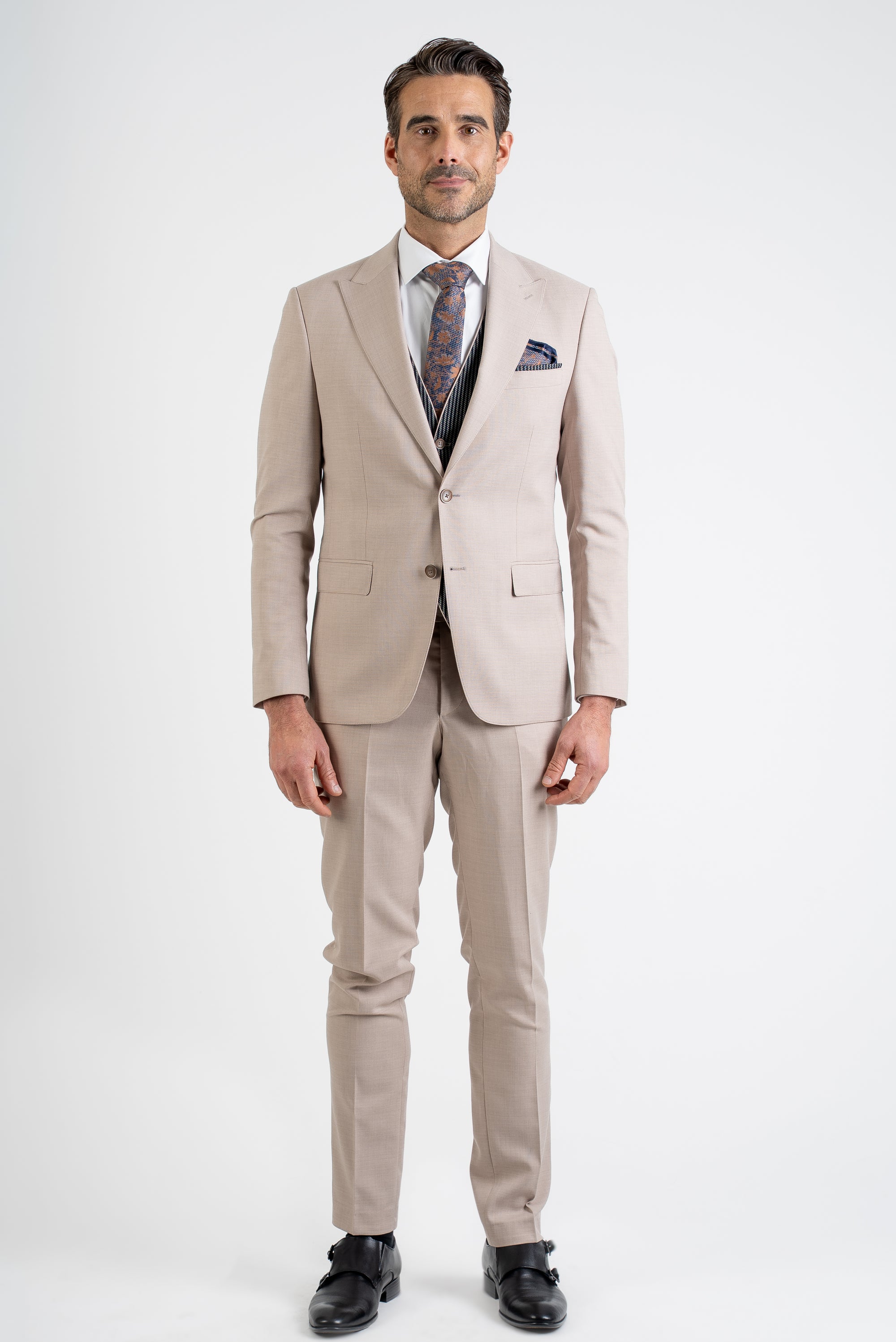 Gabetti Elegant Slim Fit Beige Suit