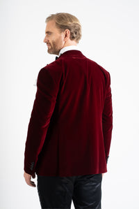 color:burgundy