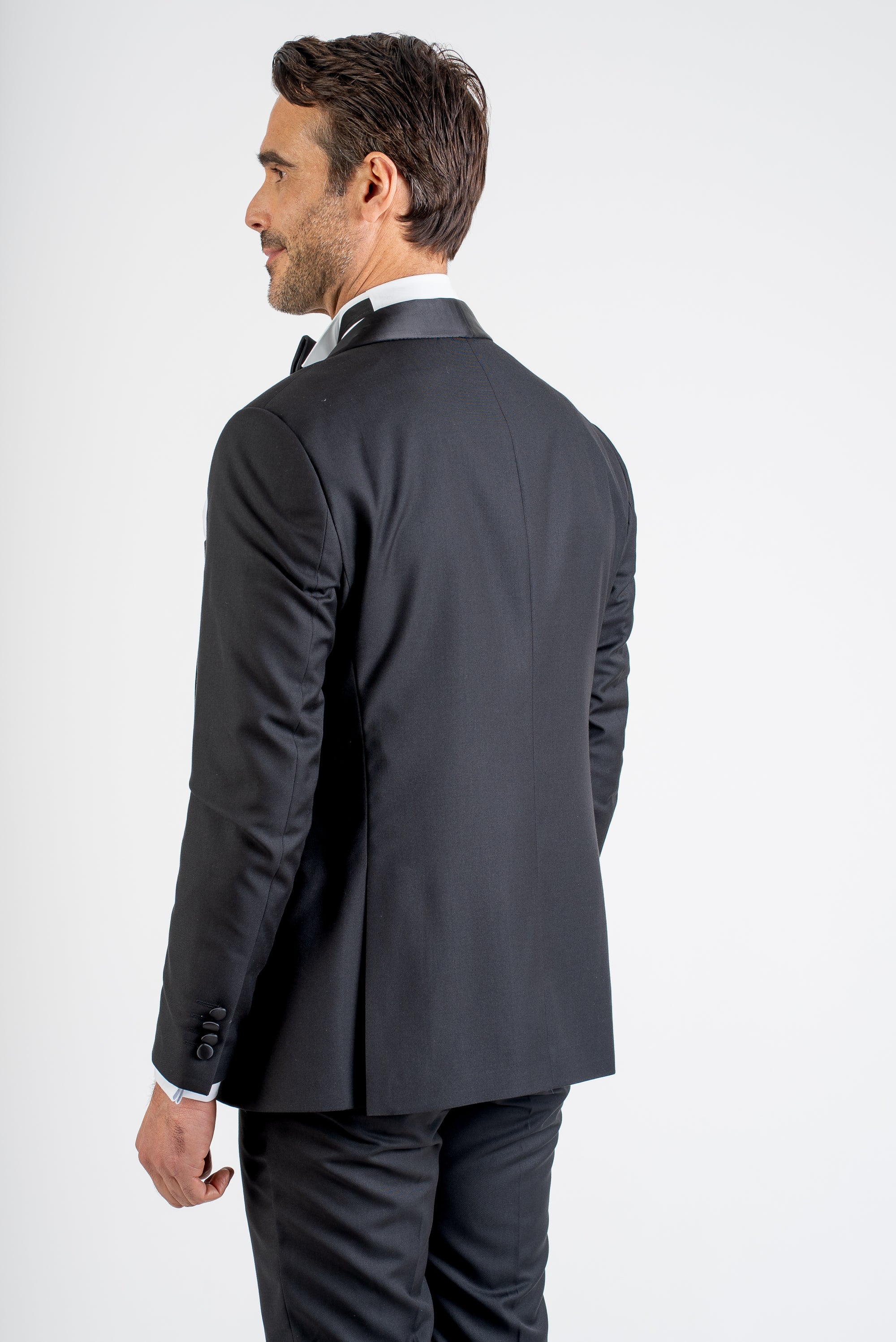 Tailored Fit Shall Lapel Black Tuxedo